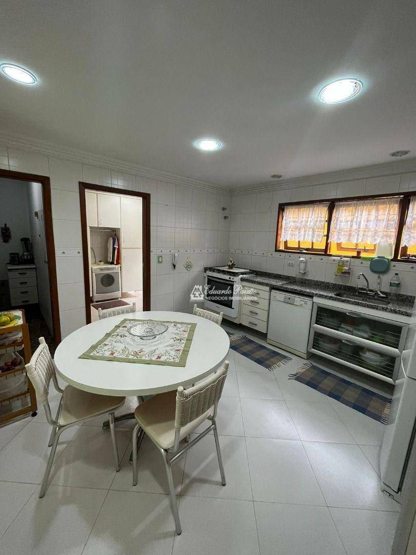 Sobrado à venda com 3 quartos, 340m² - Foto 9