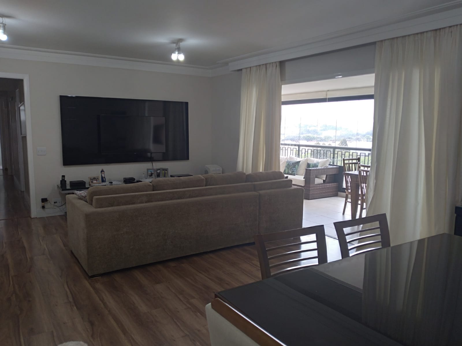 Apartamento à venda com 4 quartos, 160m² - Foto 1