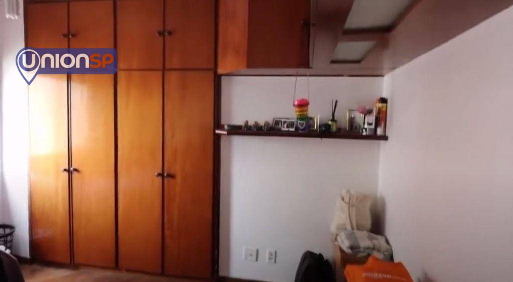 Apartamento à venda com 2 quartos, 72m² - Foto 4