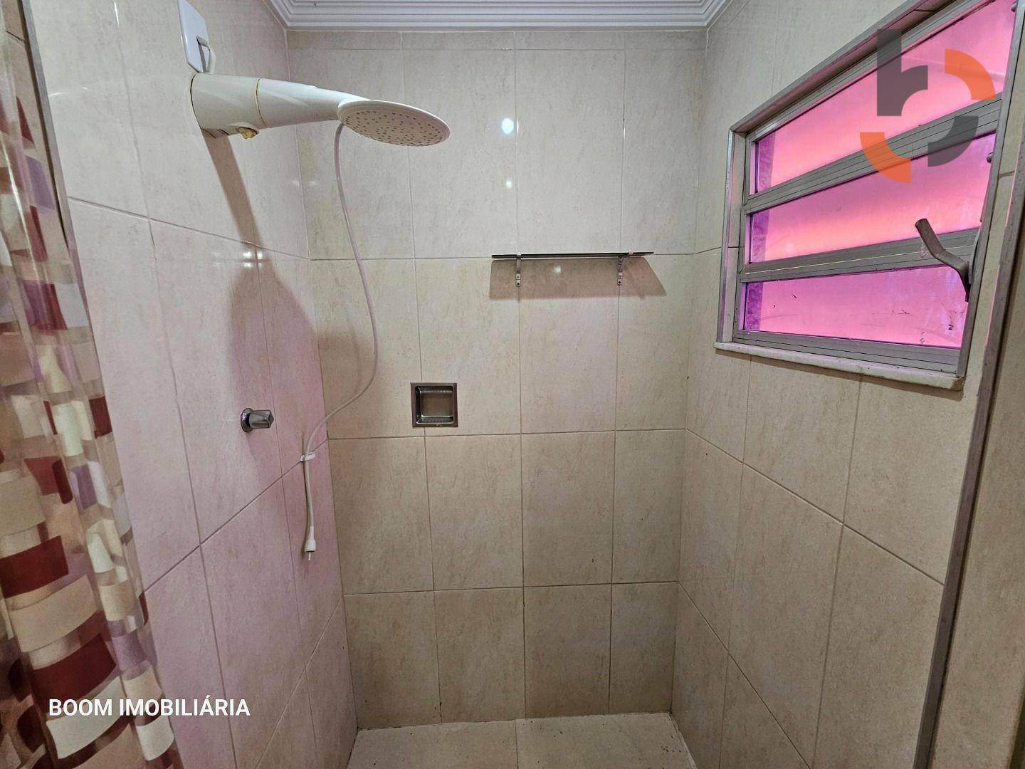 Casa à venda com 6 quartos, 210m² - Foto 51