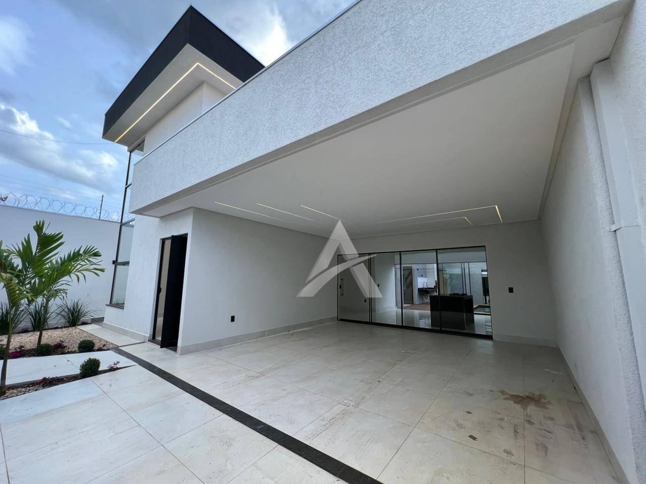 Casa, 3 quartos, 173 m² - Foto 1