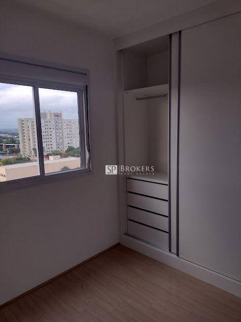 Apartamento para alugar com 3 quartos, 70m² - Foto 2