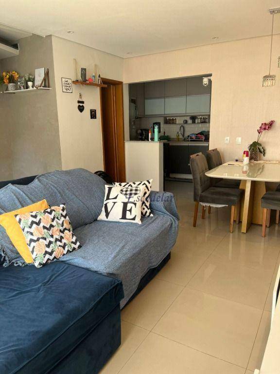 Casa à venda com 3 quartos, 78m² - Foto 2