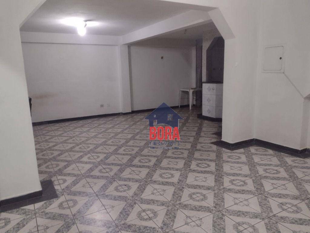 Casa à venda e aluguel com 3 quartos, 140m² - Foto 2