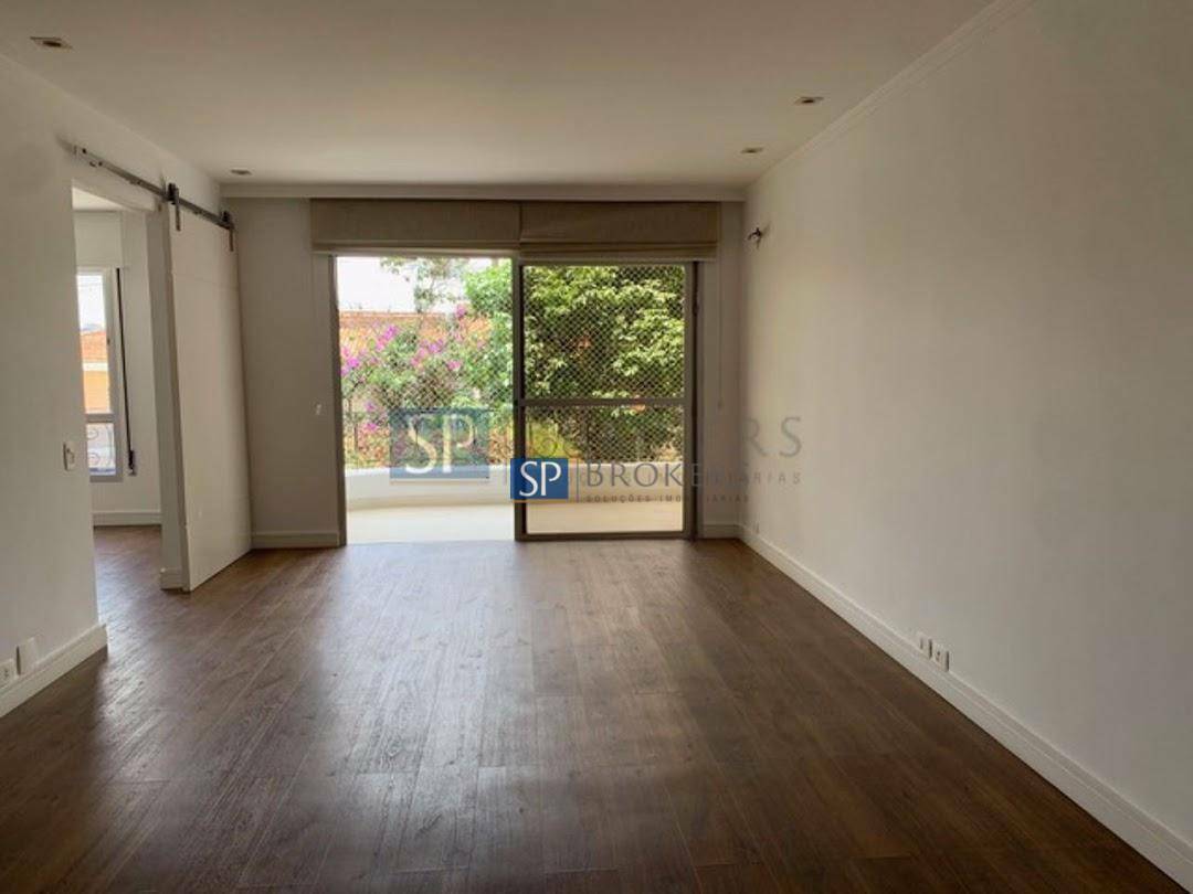 Apartamento à venda com 3 quartos, 150m² - Foto 2