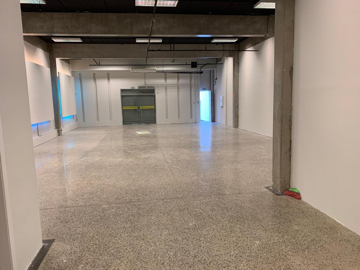 Depósito-Galpão-Armazém para alugar, 450m² - Foto 4