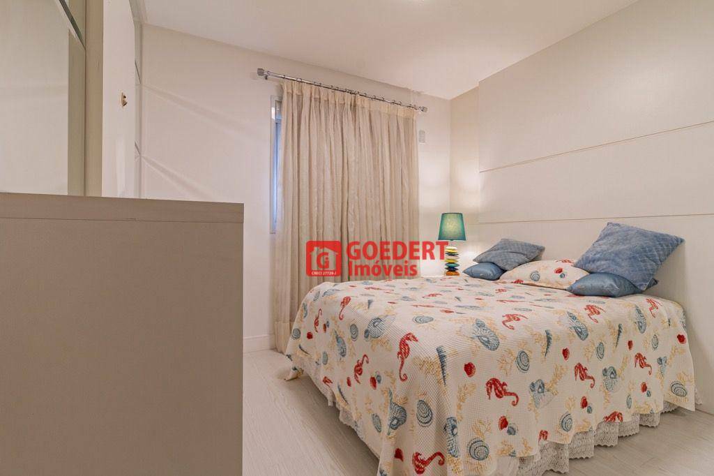 Apartamento à venda com 3 quartos, 128m² - Foto 41