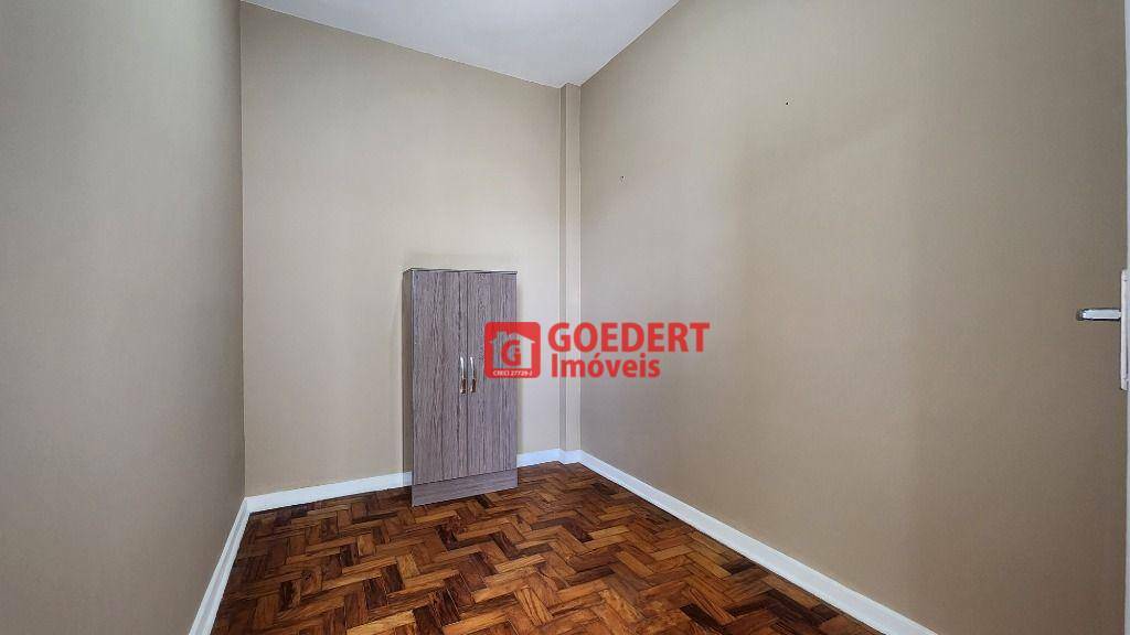 Apartamento para alugar com 3 quartos, 90m² - Foto 15