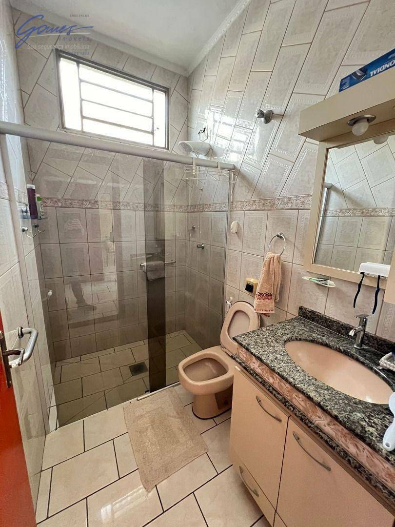 Sobrado à venda com 3 quartos, 200m² - Foto 21