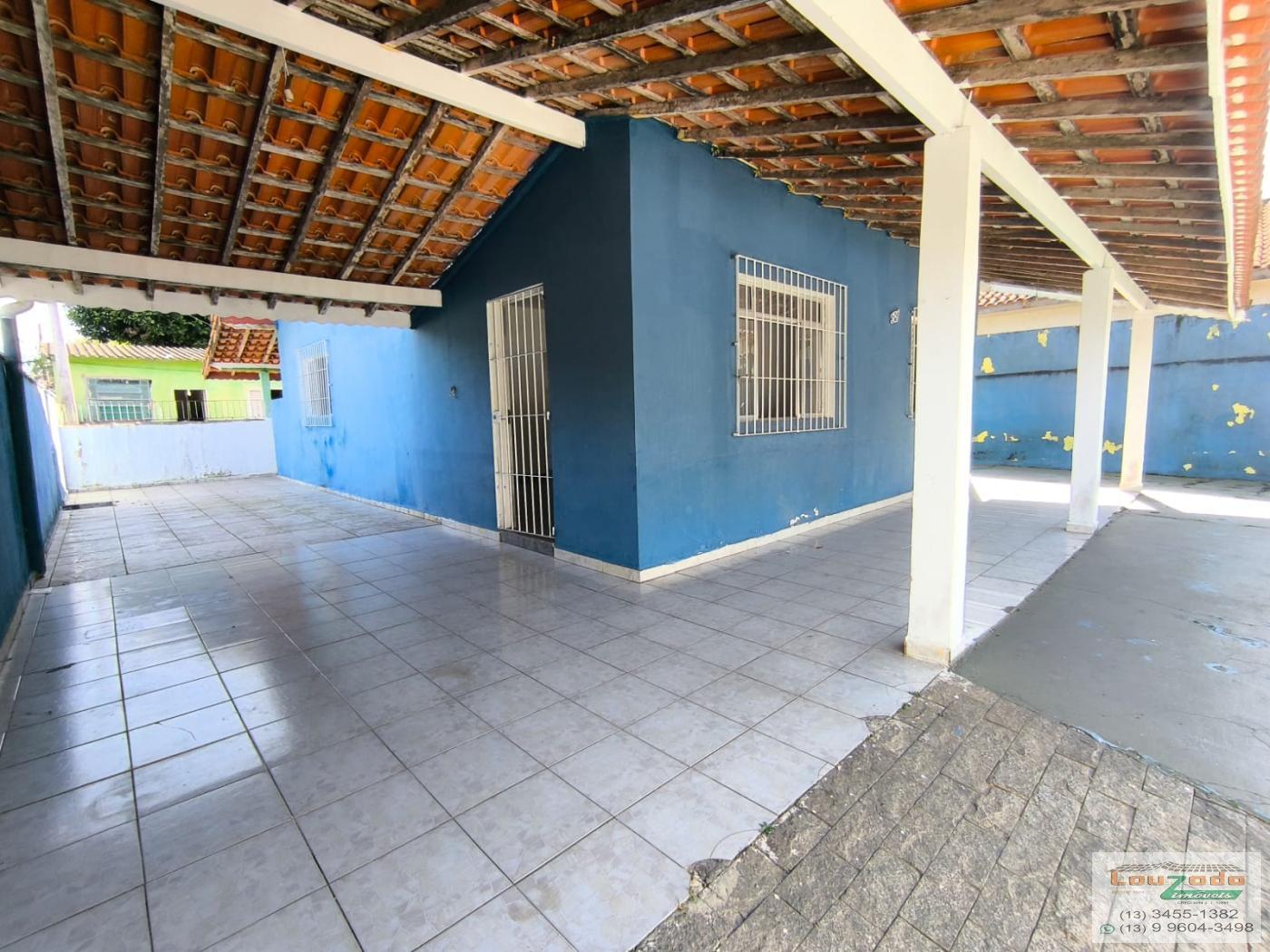 Casa à venda com 2 quartos, 260m² - Foto 1