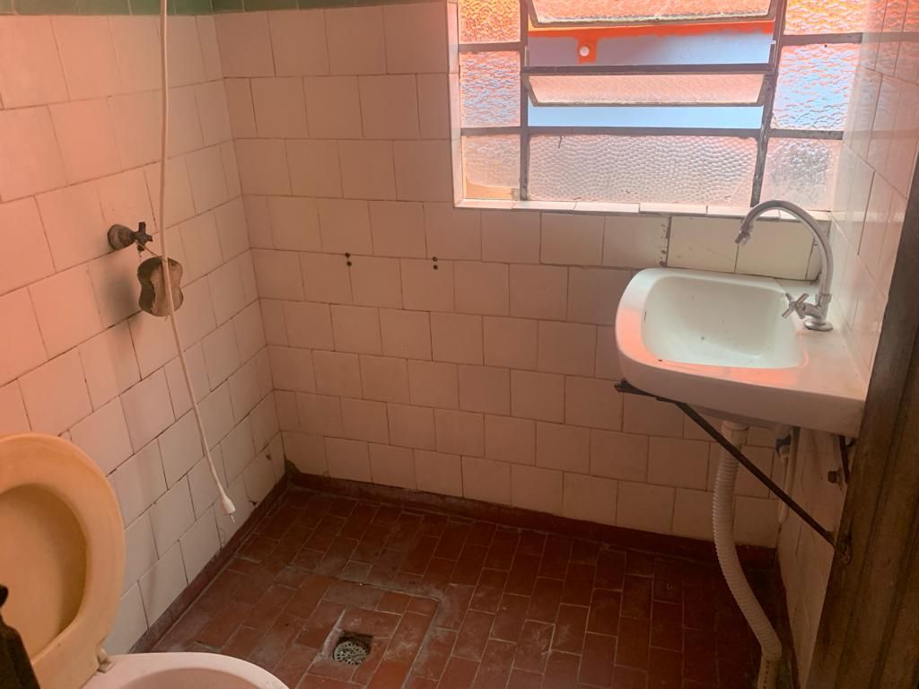 Casa à venda com 2 quartos, 60m² - Foto 6