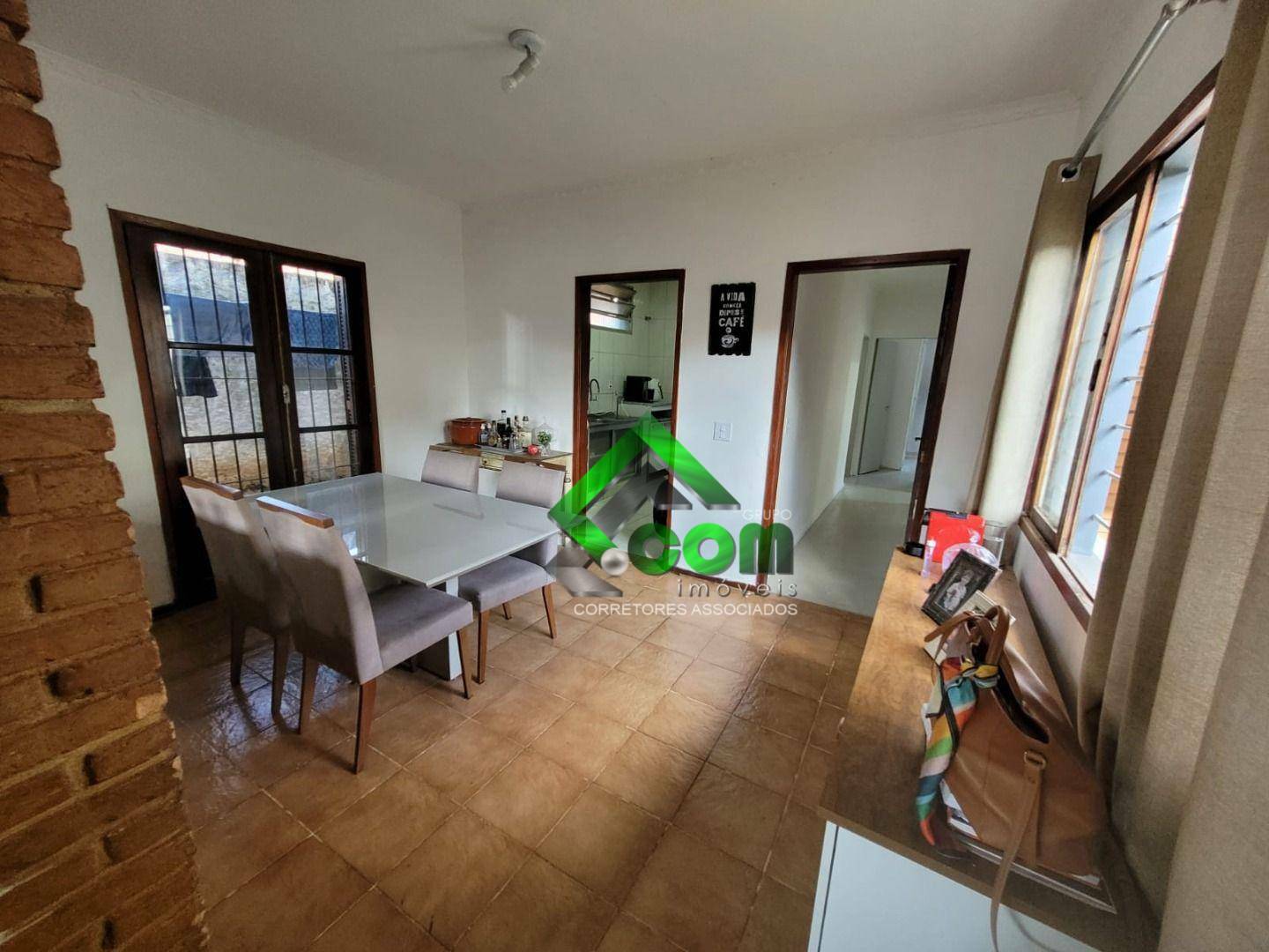 Casa à venda com 4 quartos, 110m² - Foto 42