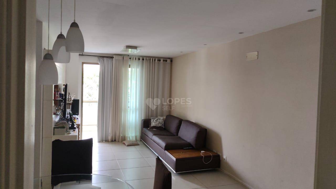 Apartamento à venda com 2 quartos, 96m² - Foto 2