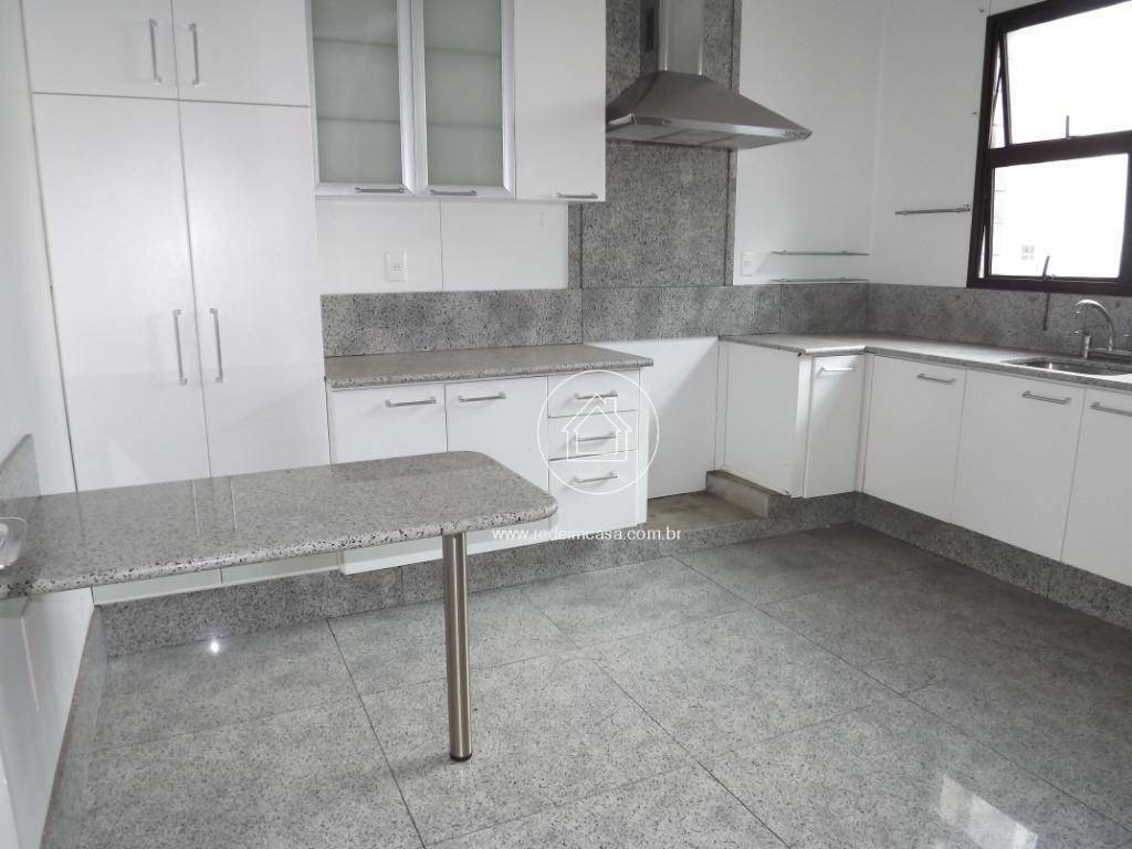 Apartamento à venda e aluguel com 4 quartos, 205m² - Foto 18