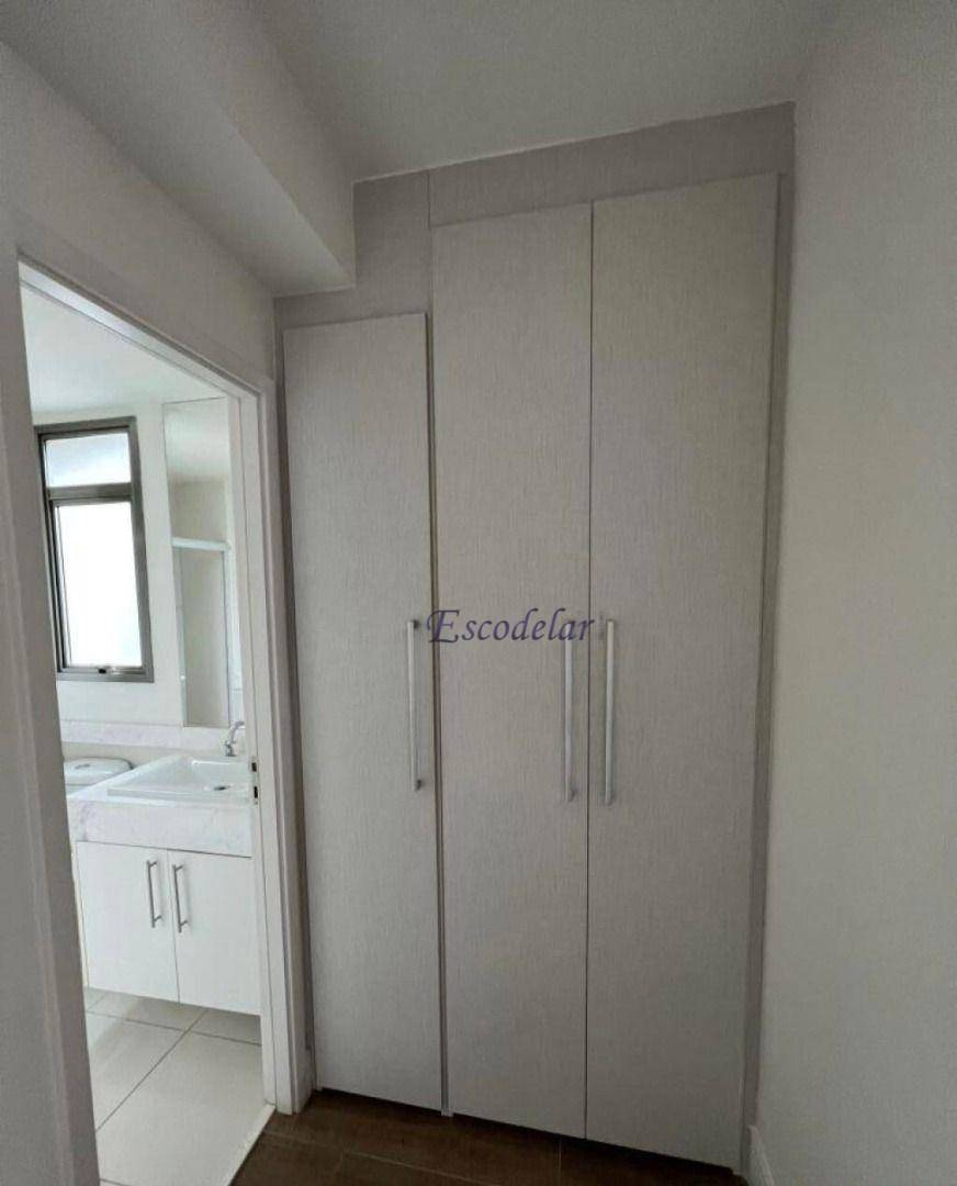 Apartamento para alugar com 2 quartos, 101m² - Foto 9