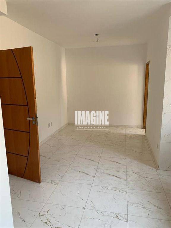 Apartamento à venda com 2 quartos, 41m² - Foto 2