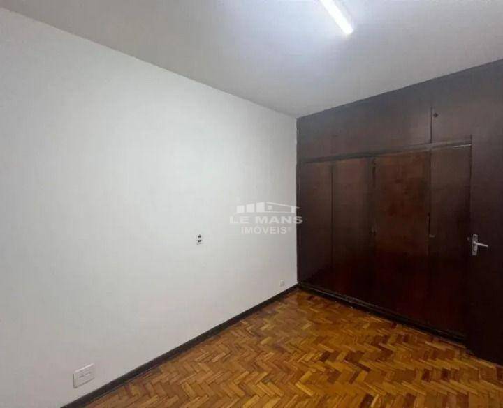 Casa para alugar com 3 quartos, 210m² - Foto 15