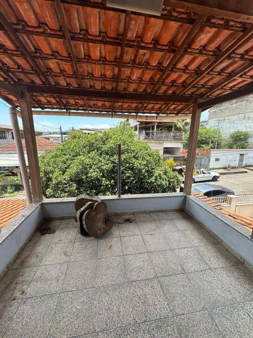 Casa à venda com 5 quartos, 271m² - Foto 19