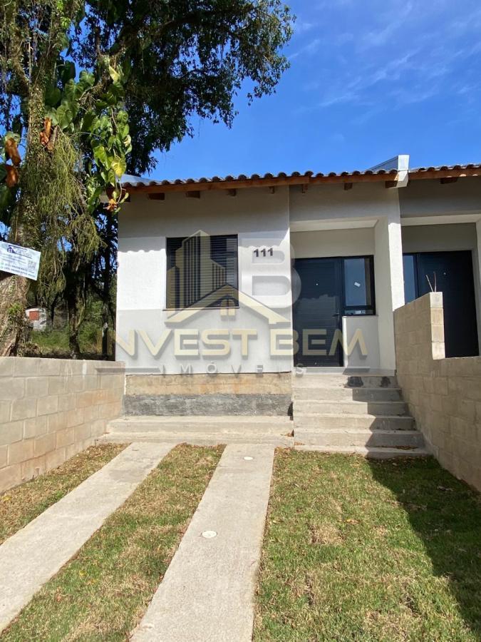 Casa à venda com 2 quartos, 50m² - Foto 1