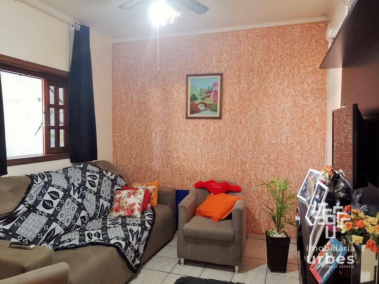 Casa à venda com 3 quartos, 95m² - Foto 3