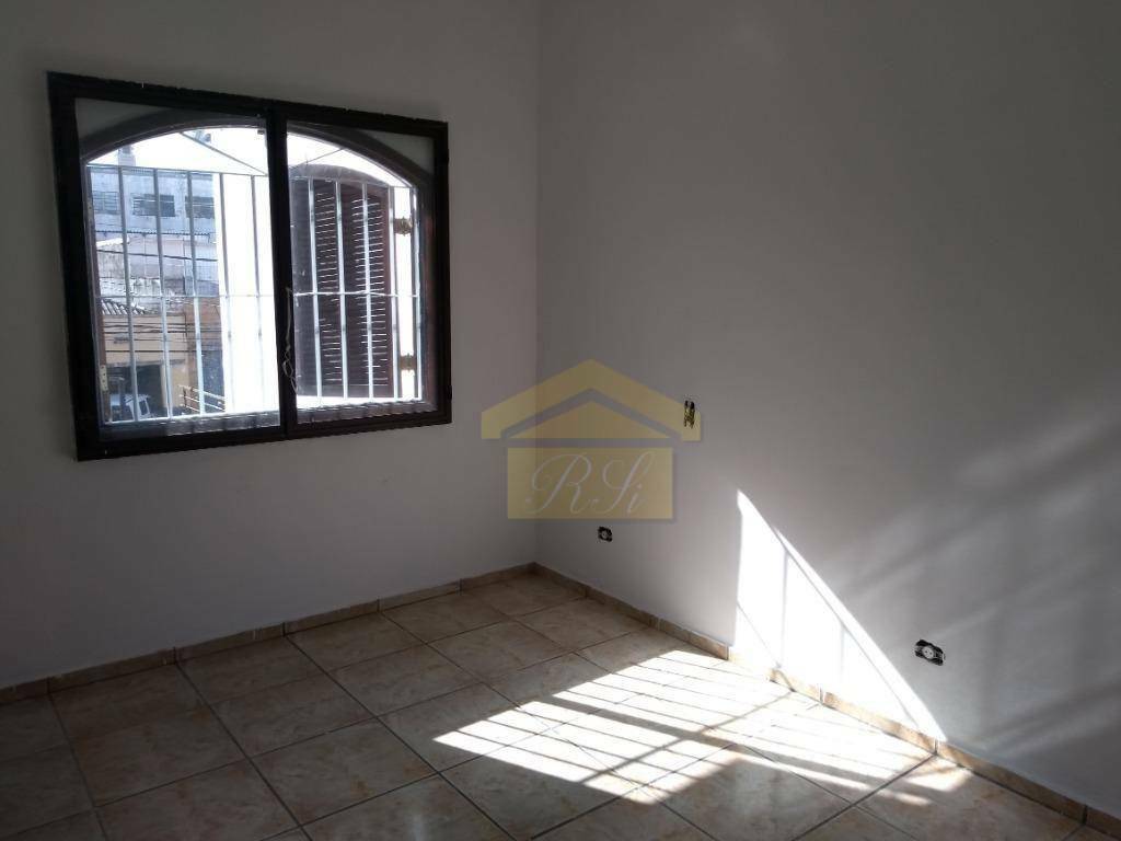 Sobrado à venda com 3 quartos, 226m² - Foto 14