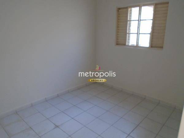 Casa à venda com 2 quartos, 180m² - Foto 7