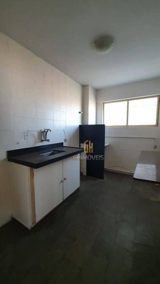 Apartamento para alugar com 2 quartos, 67m² - Foto 8