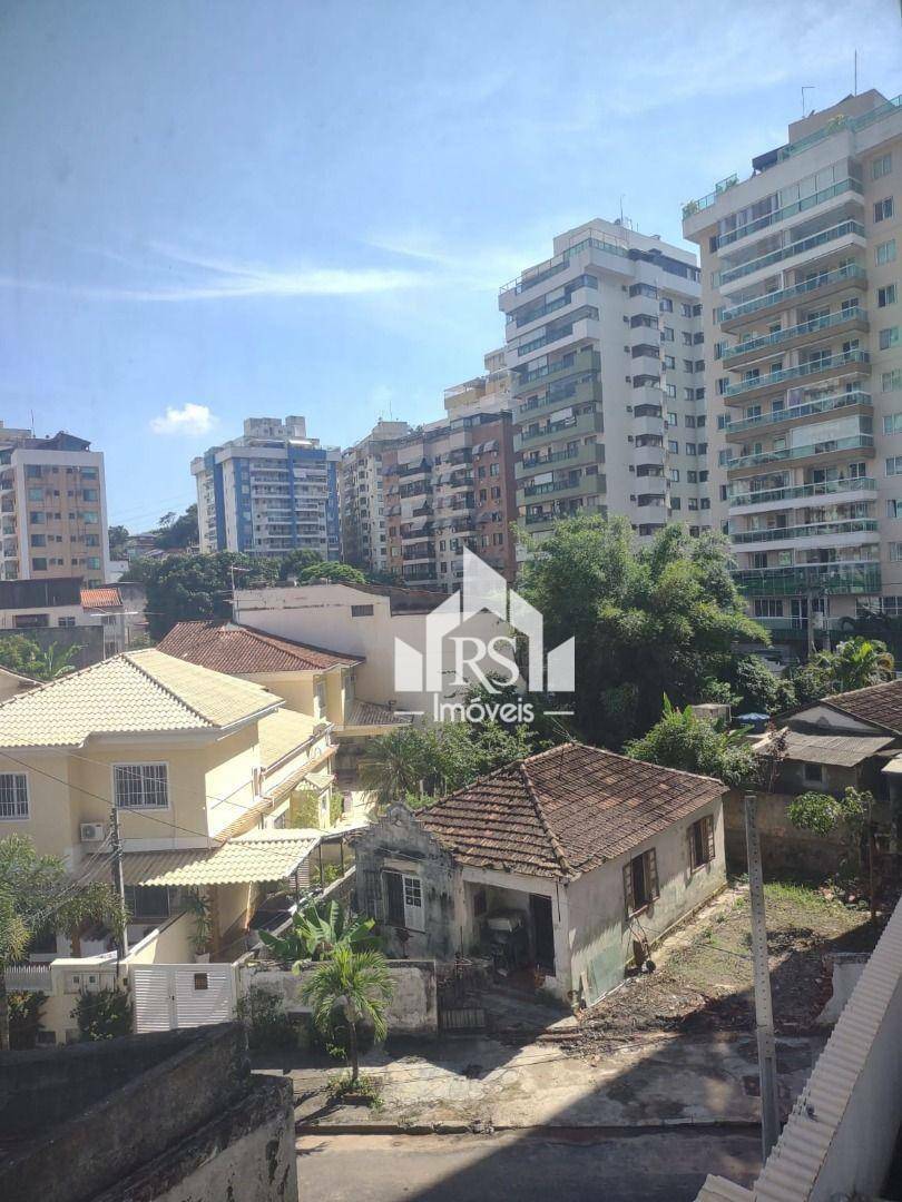 Apartamento à venda com 2 quartos, 100m² - Foto 1