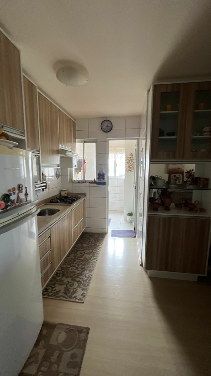 Apartamento à venda com 3 quartos, 110m² - Foto 7