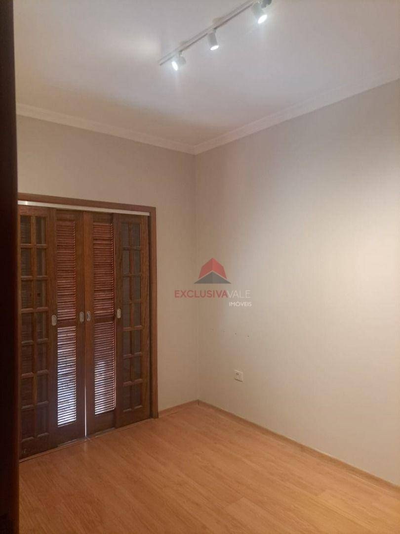 Casa à venda com 4 quartos, 190m² - Foto 7