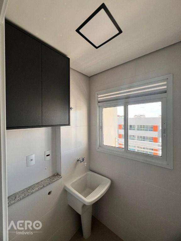 Apartamento para alugar com 1 quarto, 50m² - Foto 10