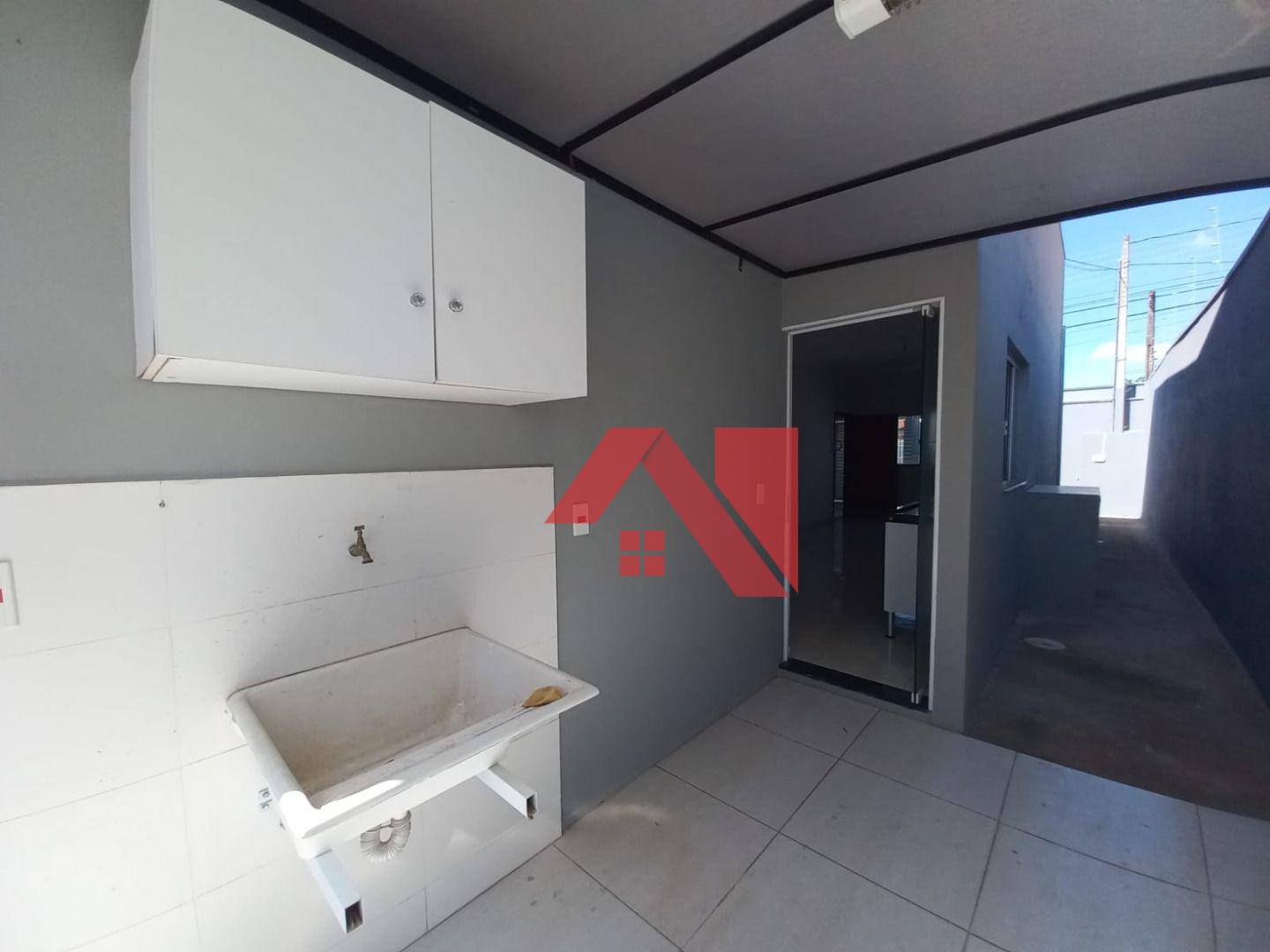 Casa à venda com 3 quartos, 120m² - Foto 3