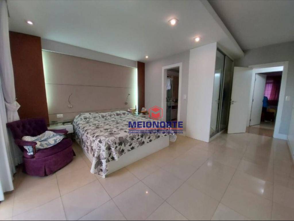 Apartamento à venda com 4 quartos, 217m² - Foto 9