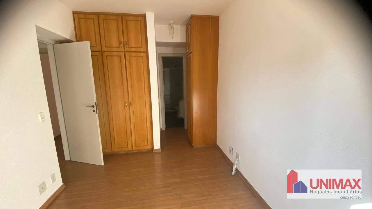 Apartamento para alugar com 3 quartos, 86m² - Foto 13