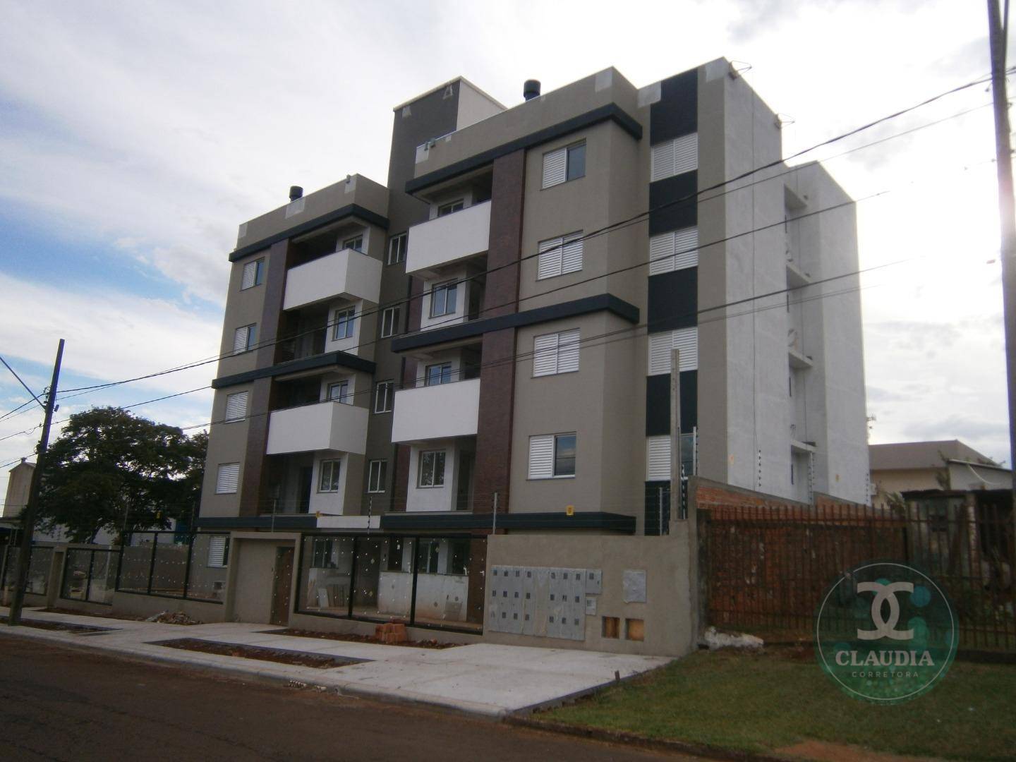 Apartamento à venda com 2 quartos, 77m² - Foto 14