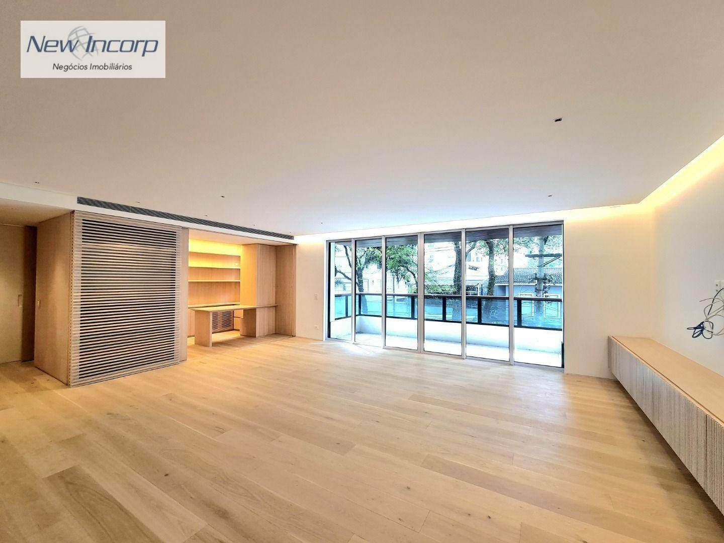 Apartamento à venda com 3 quartos, 211m² - Foto 9