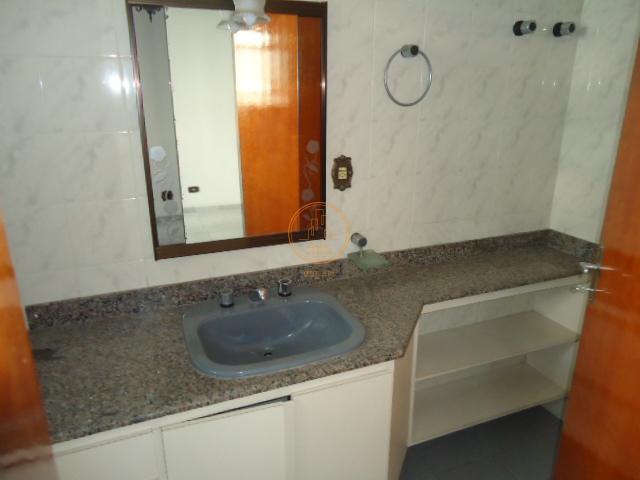 Apartamento à venda com 3 quartos, 220m² - Foto 20