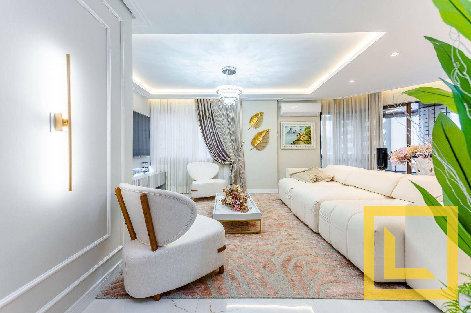 Apartamento à venda com 4 quartos, 282m² - Foto 4