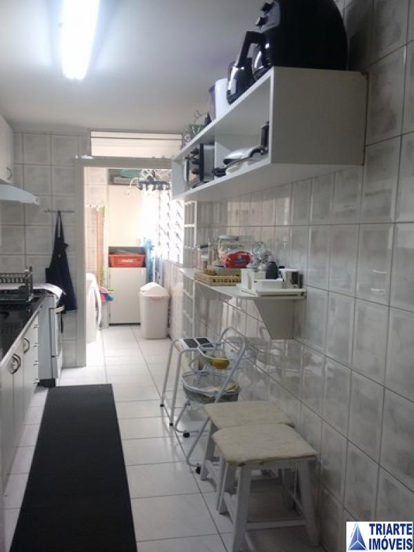 Apartamento à venda com 3 quartos, 79m² - Foto 14