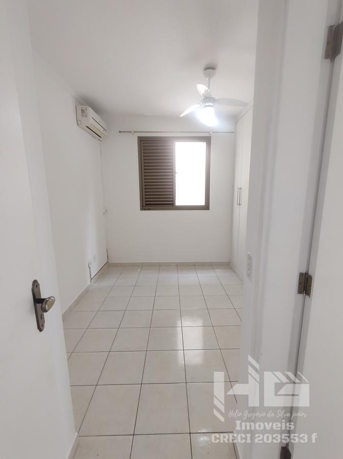 Sobrado à venda com 3 quartos, 200m² - Foto 28