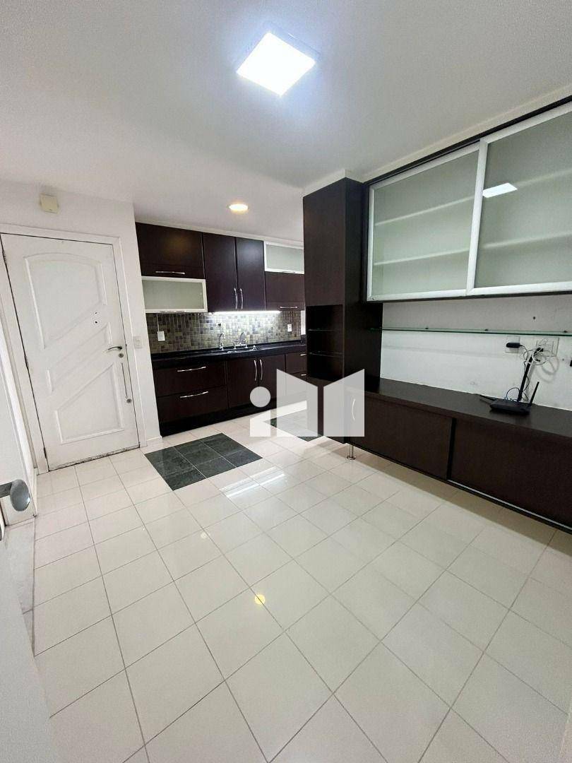 Apartamento à venda com 4 quartos, 168m² - Foto 14