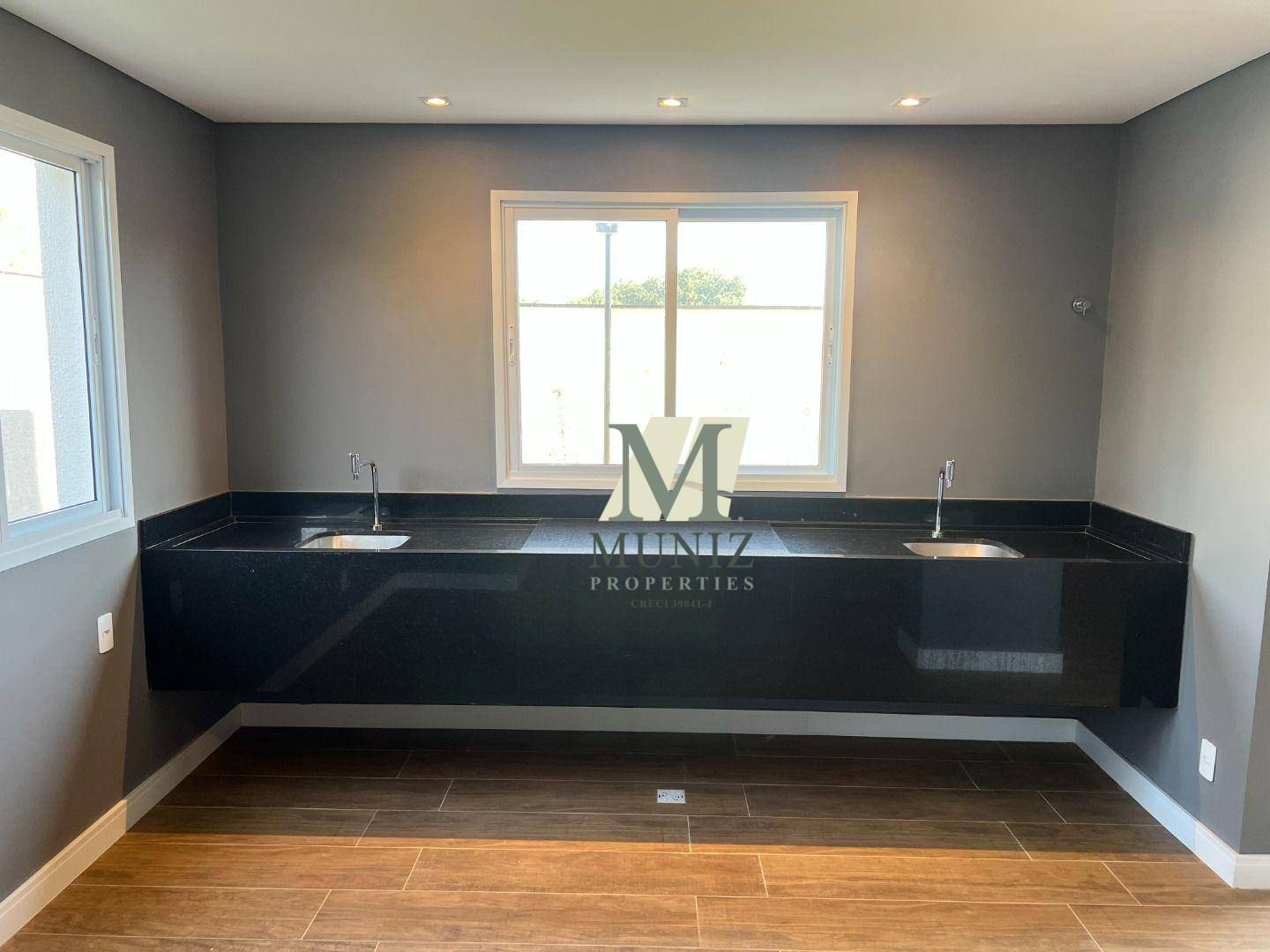 Apartamento à venda com 2 quartos, 61m² - Foto 28