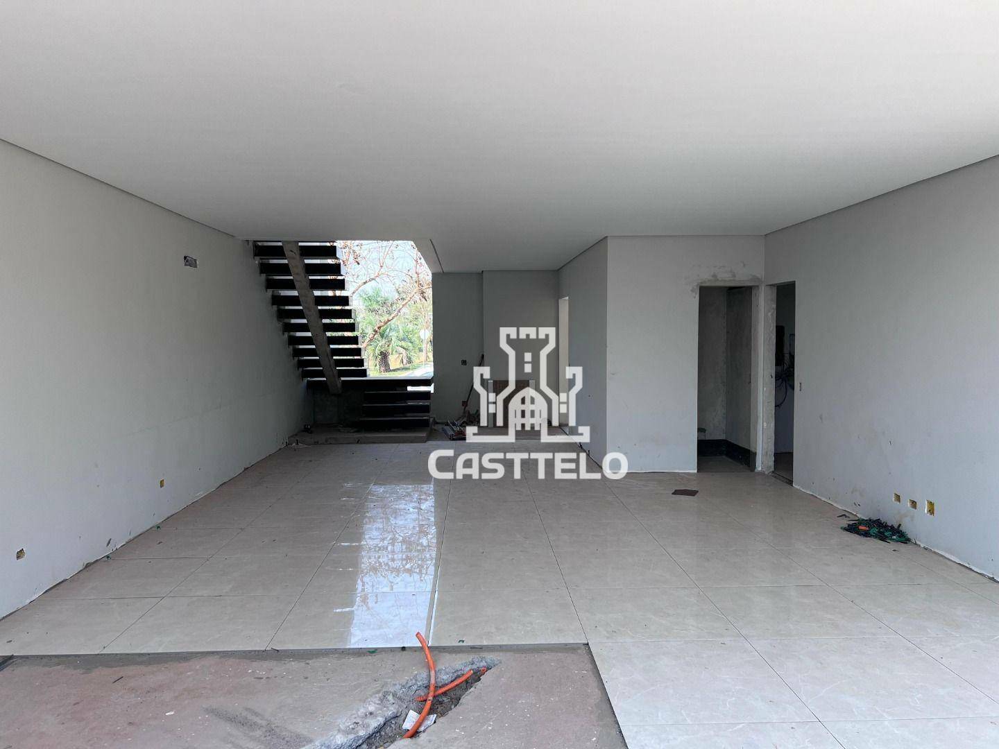 Casa de Condomínio à venda com 3 quartos, 240m² - Foto 3