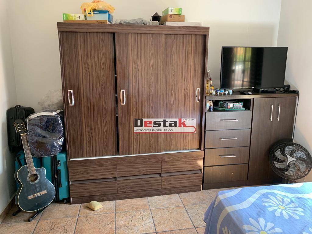 Sobrado à venda com 3 quartos, 100m² - Foto 8