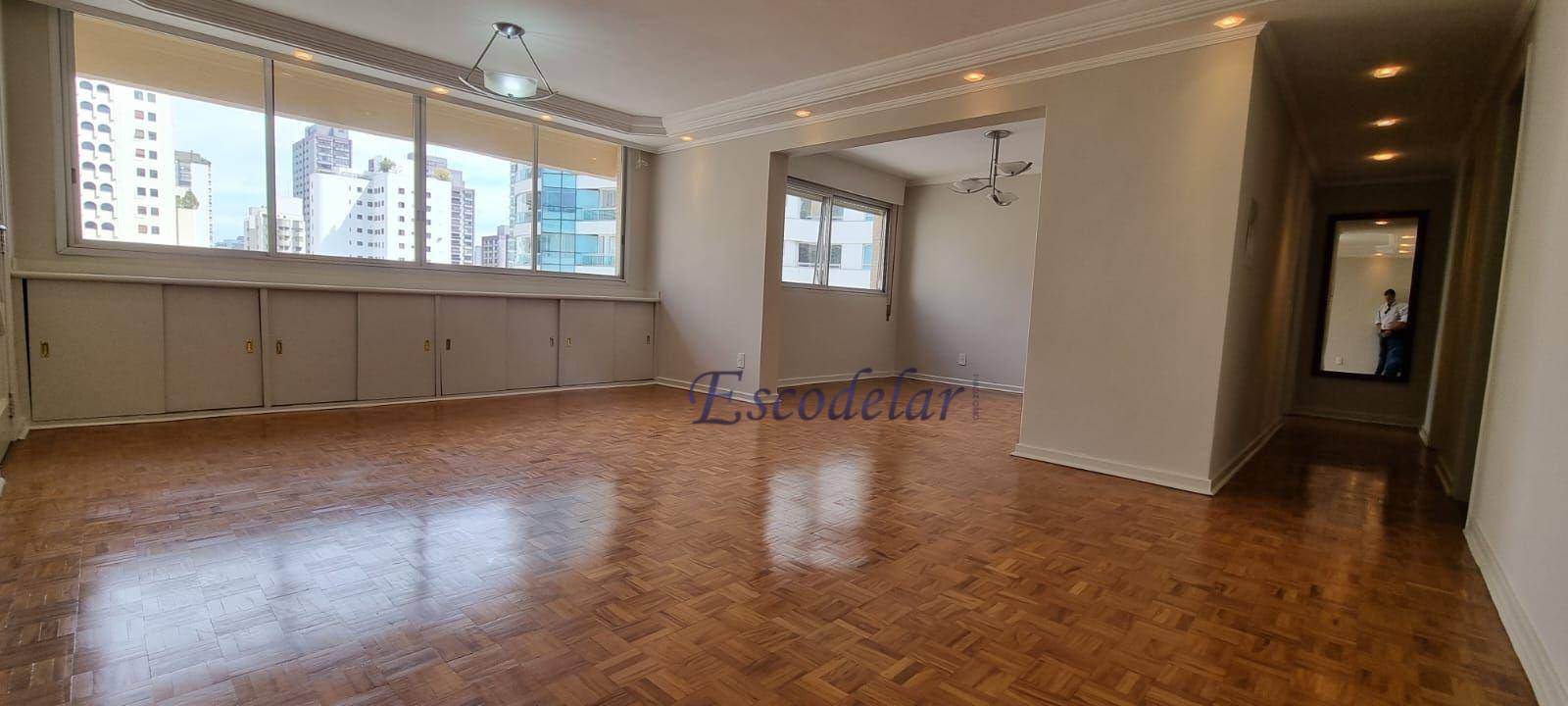 Apartamento à venda com 3 quartos, 118m² - Foto 1