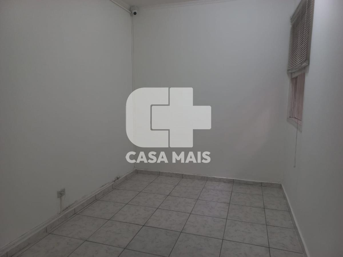 Casa à venda com 3 quartos, 271m² - Foto 18