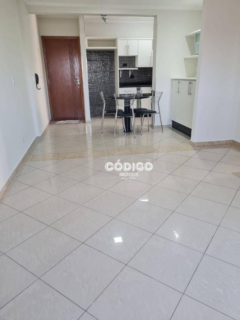 Apartamento à venda e aluguel com 2 quartos, 90m² - Foto 4