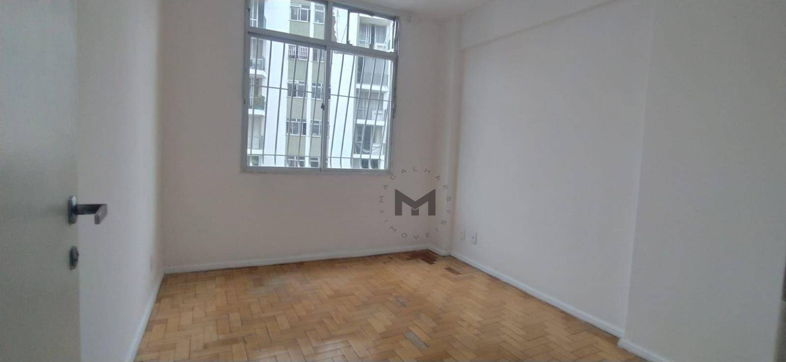 Apartamento à venda com 3 quartos, 98m² - Foto 9