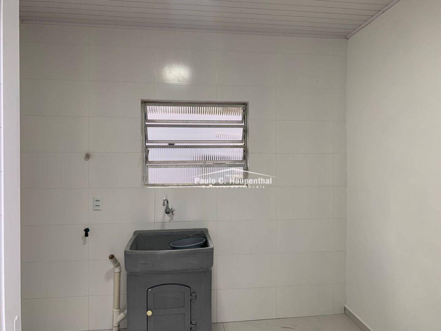 Casa à venda com 3 quartos, 228m² - Foto 19