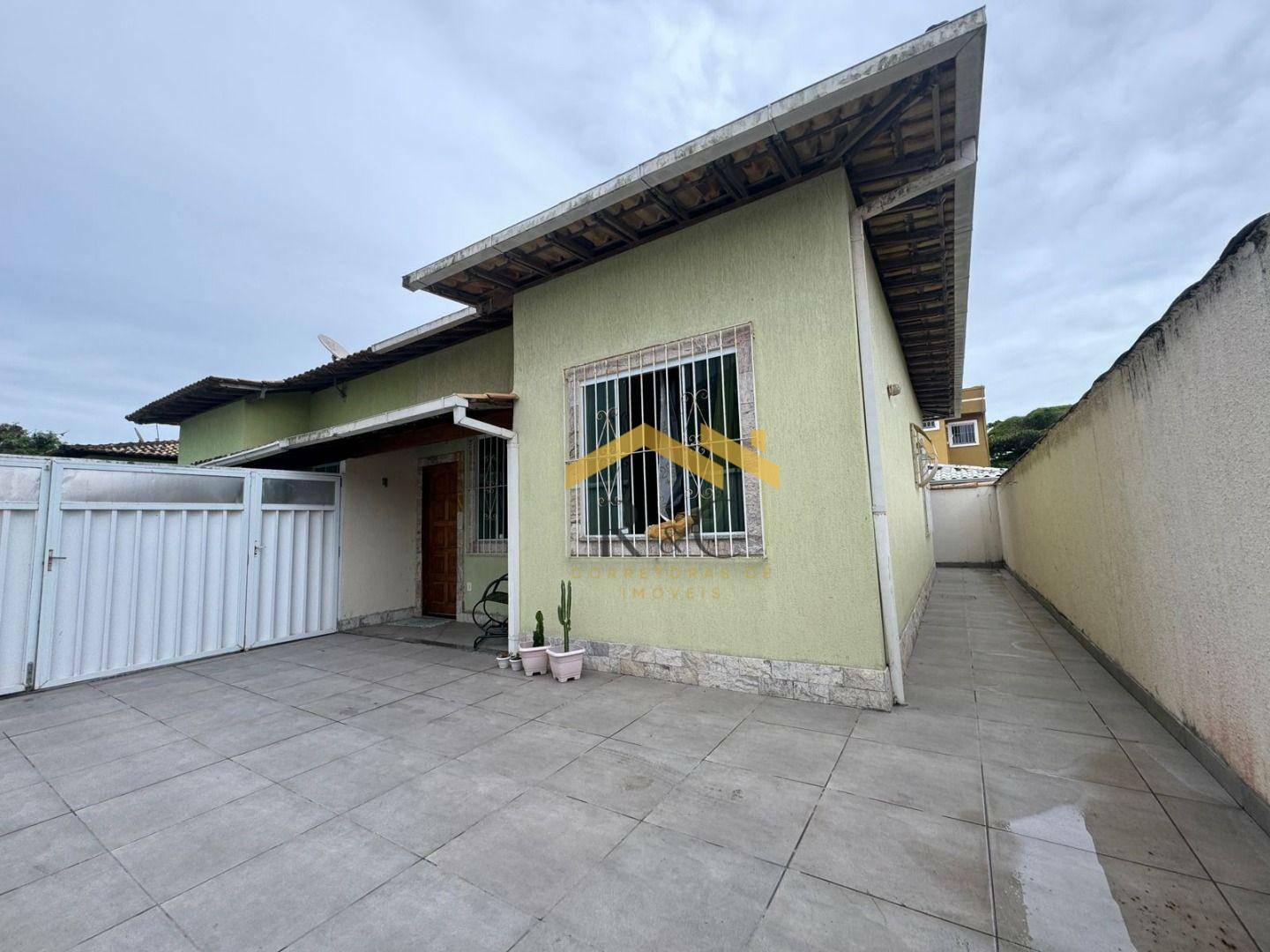 Casa à venda com 2 quartos, 65m² - Foto 1